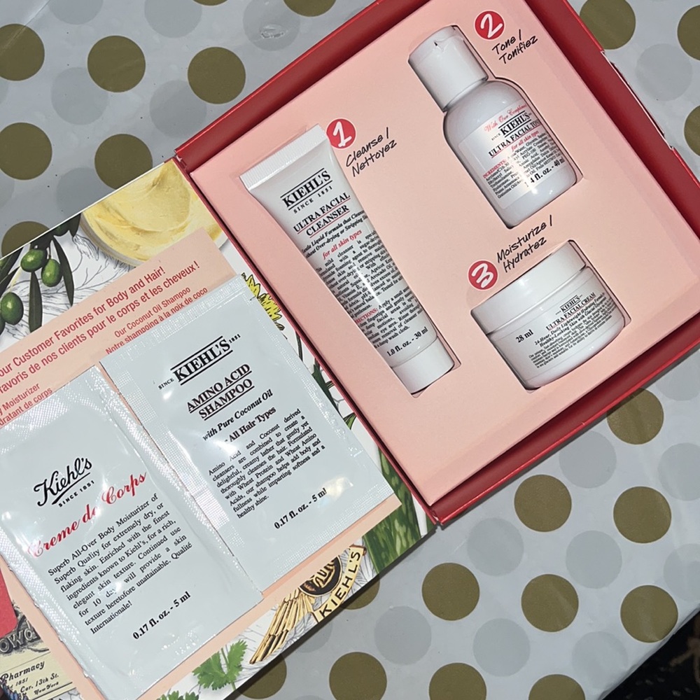 Kiehl’s Ultimate Hydration Routine Set - Picture 2 of 5